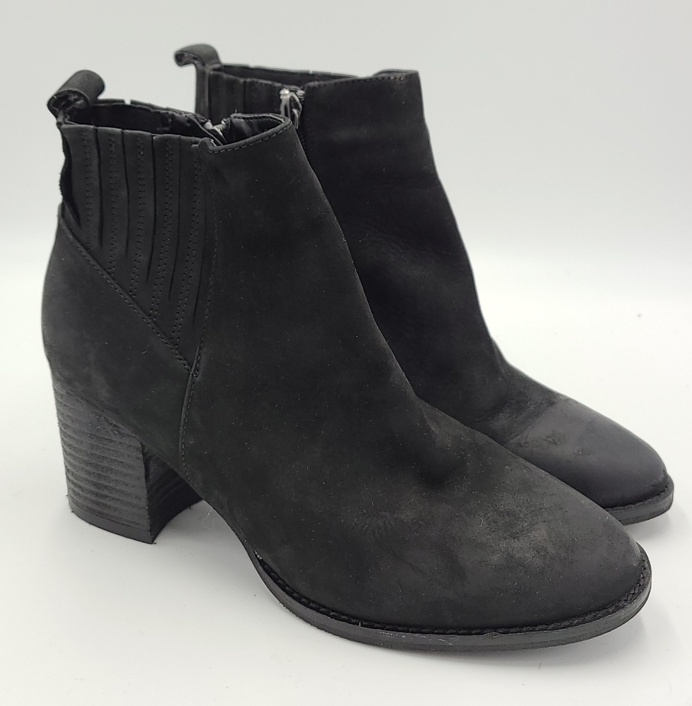 Blondo Waterproof Ankle Bootie Womens 8